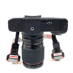 Vintažinis japoniškas Canon T70 juostinis fotoaparatas su Tokina SZ-X 28-105mm objektyvu 15,5×15,5×9,5 cm