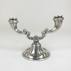 Vokiška sidabruoto metalo dviejų šakų žvakidė 11x20x15 cm
