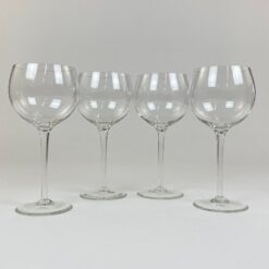Krištolinės taurės 4 vnt. komplektas po 400 ml 9x9x21 cm