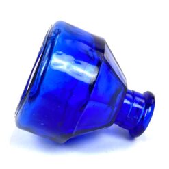 Senovinis mėlynos spalvos stiklo rašalo buteliukas 6,5×6,5×7 cm