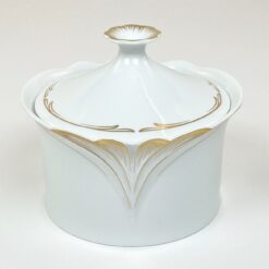 Porcelianinis Königlich privilegierte Porzellanmanufaktur Tettau indas su dangčiu 16,5x16,5x14 cm