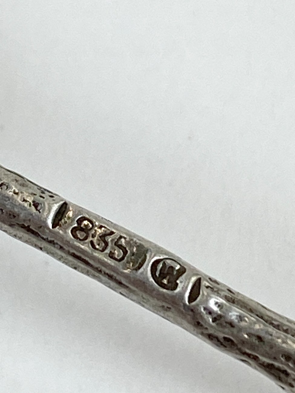 HN2681-stalo-irankiai-8 Sidabrinė 835 prabos Hildesheimer rožės rašto užkandžių šakutė 9x1x1,5 cm
