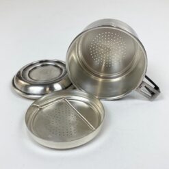 Art Deco laikotarpio sidabruoto metalo kavinukas – kavos filtras 9x13x6,5 cm