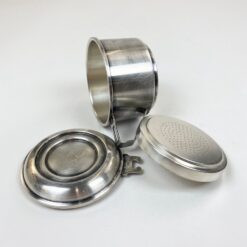 Art Deco laikotarpio sidabruoto metalo kavinukas – kavos filtras 9x13x6,5 cm