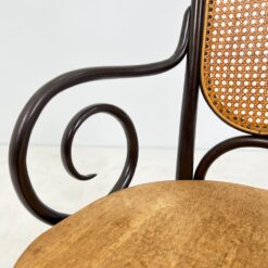 „Thonet Long John 207” krėslas 48×52,5×116 cm 47-50 cm