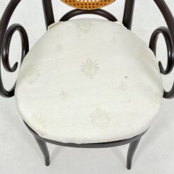 „Thonet Long John 207” krėslas 48×52,5×116 cm 47-50 cm
