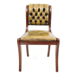 Angliško Chesterfield stiliaus raudonmedžio kėdė su oda 53x50x84 cm, 47 cm