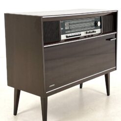 Vintažinė komoda su integruotu Lumophon Intermezzo 2 radijo imtuvu 38×93,5×77 cm
