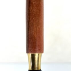 Raudonmedžio vaikščiojimo lazda su žalvarine rankena – žirgo galva 11,5x3x93,5 cm