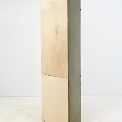 Sendinta gaubtos formos knygų lentyna su apatine spintele 51x134x204 cm
