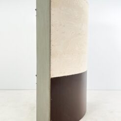 Sendinta gaubtos formos knygų lentyna su apatine spintele 55x156x204 cm