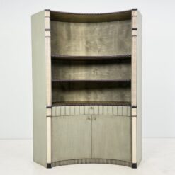 Sendinta gaubtos formos knygų lentyna su apatine spintele 55x156x204 cm