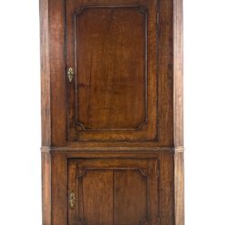Ąžuolinė kampinė spinta 63x115x211 cm