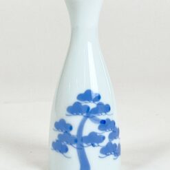 Japoniškas porcelianinis buteliukas sakė gėrimui 120 ml 6x6x13,5 cm