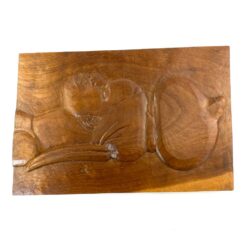 Medinis pakabinamas bareljefas „Afrikietės portretas” 2,5x34x50,5 cm