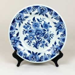 Dekoratyvinė sieninė keramikinė Royal Delft lėkštė 3,5x24x24 cm