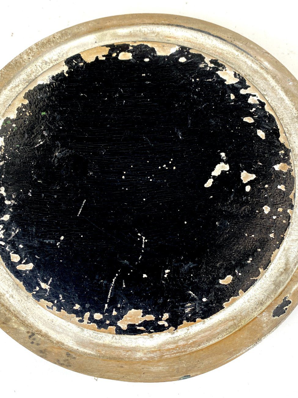 DT0324-religines-skulpturos-ir-paveikslai-11 Šv. Antano Paduviečio, laikančio Kūdikėlį Jėzų statula iš gipso su mediniu postamentu ir stikliniu gaubtu 22x22x52 cm