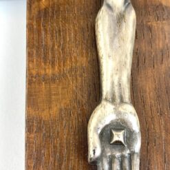 Ąžuolinis pakabinamas Art Deco laikotarpio Félix Jacques Bruxelles kryžius su metaline Jėzaus Kristaus figūra 3×33,5×44,5 cm
