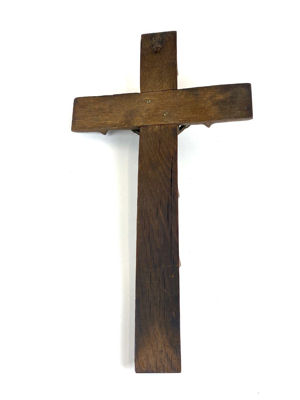 DT0373-kryziai-7 Pakabinamas ąžuolinis kryžius su metaline Jėzaus Kristaus figūra 5,5x27x50 cm