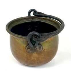 Varinis kibirėlis su metaline rankena 600 ml 12×15,5×9,5 cm