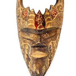 Pakabinama indonezietiška medinė kaukė 5,5x12x21 cm