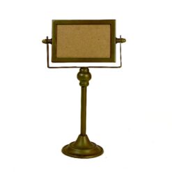 Pastatomas industrinio stiliaus metalinis nuotraukų rėmelis 10,5x20x32 cm