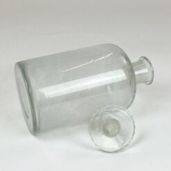 Vokiškas stiklinis Glaswerk Wertheim medicininis butelys – grafinas 1000 ml 10x10x21,5 cm