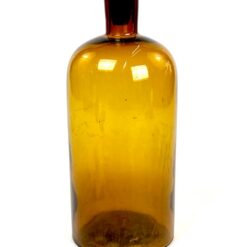 Rudo stiklo medicininis buteliukas – grafinas 1250 ml 10,5×10,5×26,5 cm