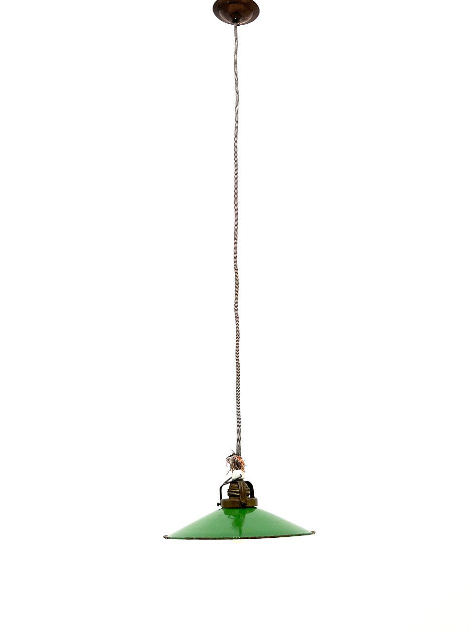 HB0599-pakabinami-sviestuvai-1 Pakabinamas industrinio stiliaus emaliuoto metalo šviestuvas 25x25x108 cm