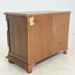 Ąžuolinė keturių stalčių komoda 52×104,5×79 cm