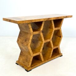 Art Deco stiliaus riešutmedžio lukšto konsolė „Korys” 40×121,5×79,5 cm