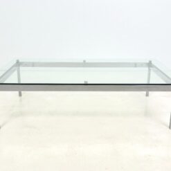 Metalinis chromuotas staliukas stikliniu stalviršiumi 97x152x41 cm