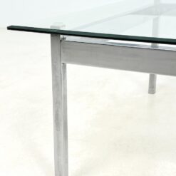 Metalinis chromuotas staliukas stikliniu stalviršiumi 97x152x41 cm