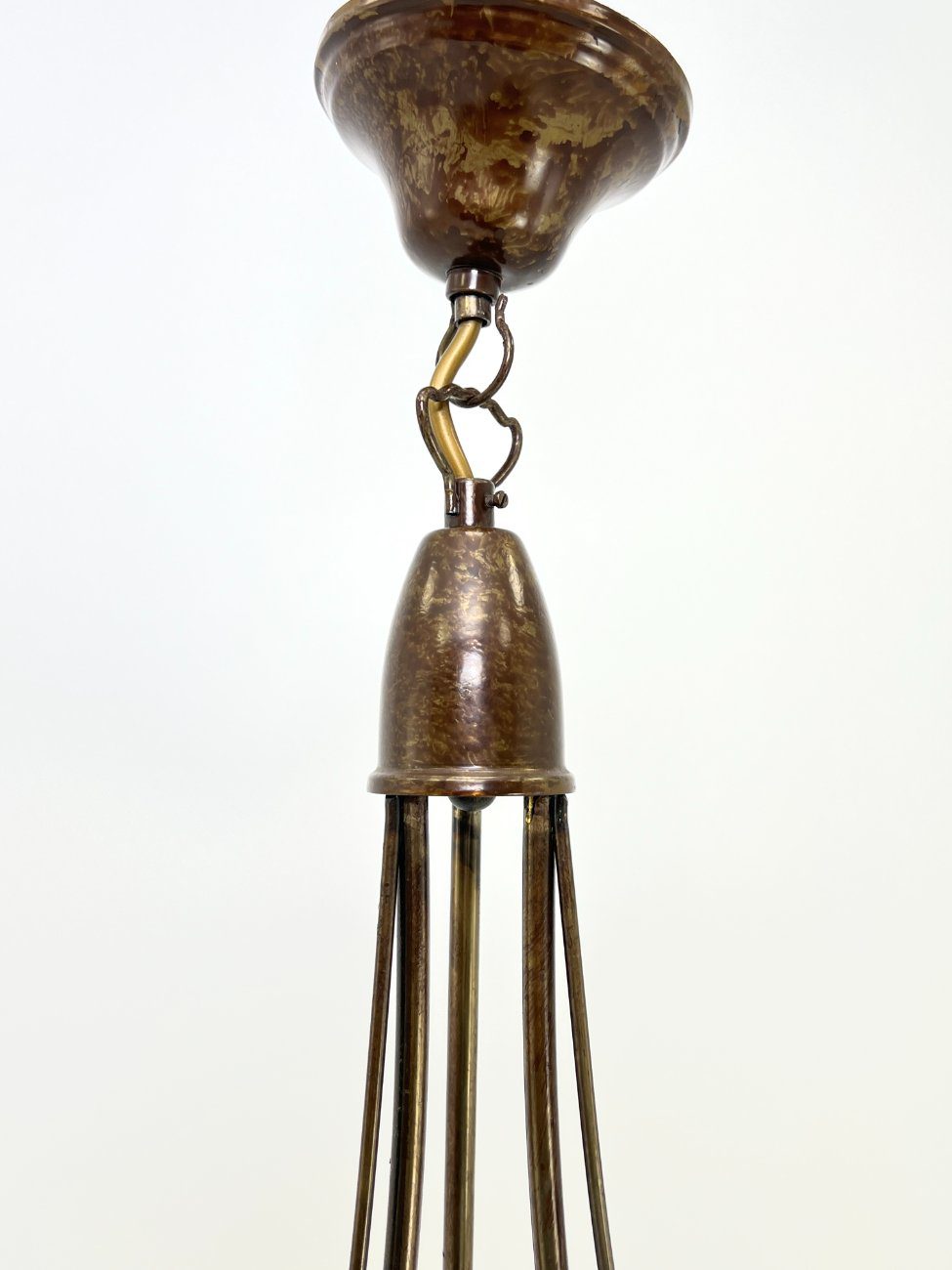 HN2954-pakabinami-sviestuvai-5 Pakabinamas Bonalux Kalthoff metalinis trijų šakų šviestuvas stikliniais gaubtais 50x50x70 cm