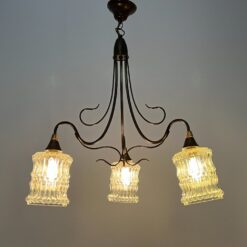 Pakabinamas Bonalux Kalthoff metalinis trijų šakų šviestuvas stikliniais gaubtais 50x50x70 cm