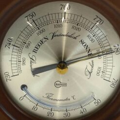 Vokiška „Barigo” pakabinama meteorologinė stotelė: barometras ir termometras mediniame rėme 4×13,5×13,5 cm