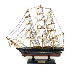 Dekoratyvinis angliško burinio laivo Cutty Sark (1869 m.) modeliukas 33x8x33 cm