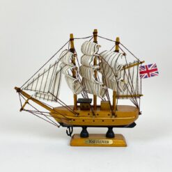 Dekoratyvinis angliško burinio laivo Mayflower modeliukas 16x4x14,5 cm