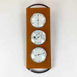 Pakabinama meteorologinė stotelė: termometras, barometras, higrometras mediniame rėme 3,5x15x43 cm