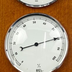 Pakabinama meteorologinė stotelė: termometras, barometras, higrometras mediniame rėme 3,5x15x43 cm