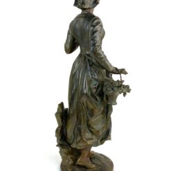 Moters statula iš cinko „Belle Fermière” 16x20x46 cm