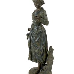 Moters statula iš cinko „Belle Fermière” 16x20x46 cm