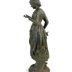 Moters statula iš cinko „Belle Fermière” 16x20x46 cm