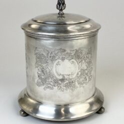 Angliškas Elkington & Co sidabruoto metalo indas su dangčiu 17x17x21 cm