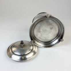 Angliškas Elkington & Co sidabruoto metalo indas su dangčiu 17x17x21 cm