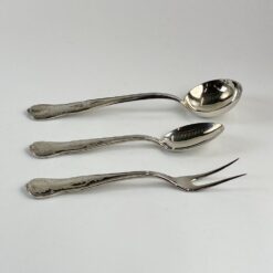 Metalinių stalo įrankių komplektas 12-ai asmenų su dėže 32,5x49x7 cm