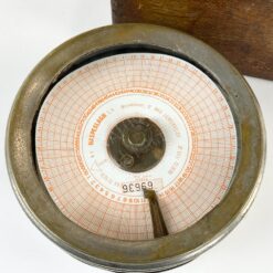 Belgiškas nikeliuoto žalvario balandžių lenktynių laikmatis Imperator Toulet su ąžuoline dėže, gamintojas Henry Martens & Cie 11,5×17,5×18 cm