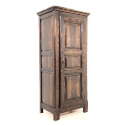 Tamsiai ruda siaura ąžuolo masyvo vienų durų spinta 52x77x169 cm