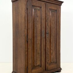 Tamsiai ruda ąžuolo masyvo dviejų durų rūbų spinta 61x128x190,5 cm
