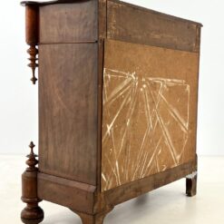 Medinė dviejų durų ir vieno stalčiaus komoda su raudonmedžio lukštu 48x103x99 cm